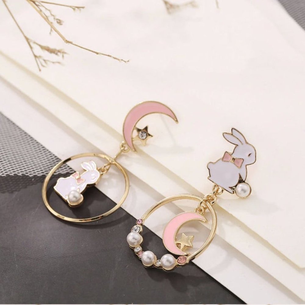 Bunny Pearl Round Earrings - Pink